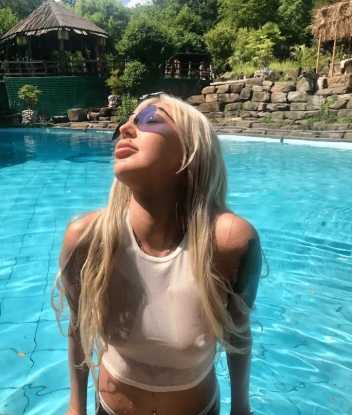 Анкета проститутки Ольга - город Уро, 33 года, №2563